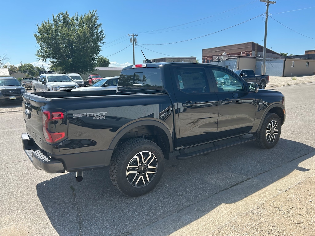 New 2025 Ford Ranger LARIAT LARIAT 4WD SuperCrew 5 Box