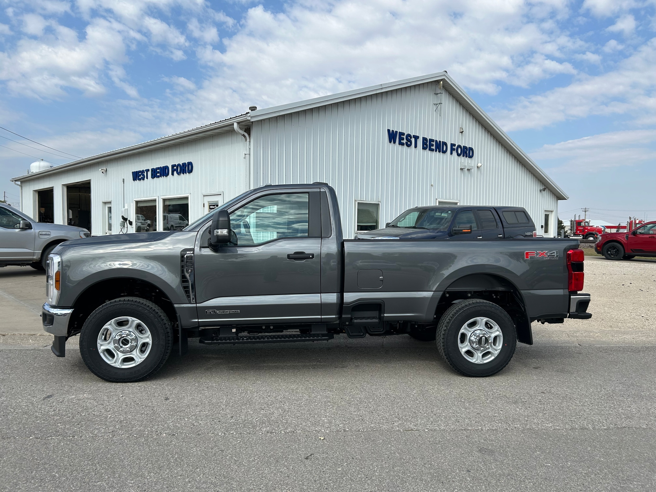 2026 Ford F-350 Super Duty XLT's photo