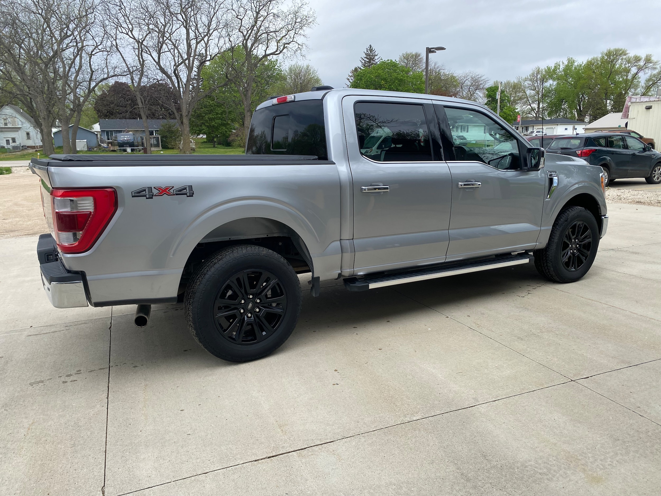 2023 Ford F-150 Lariat photo 3