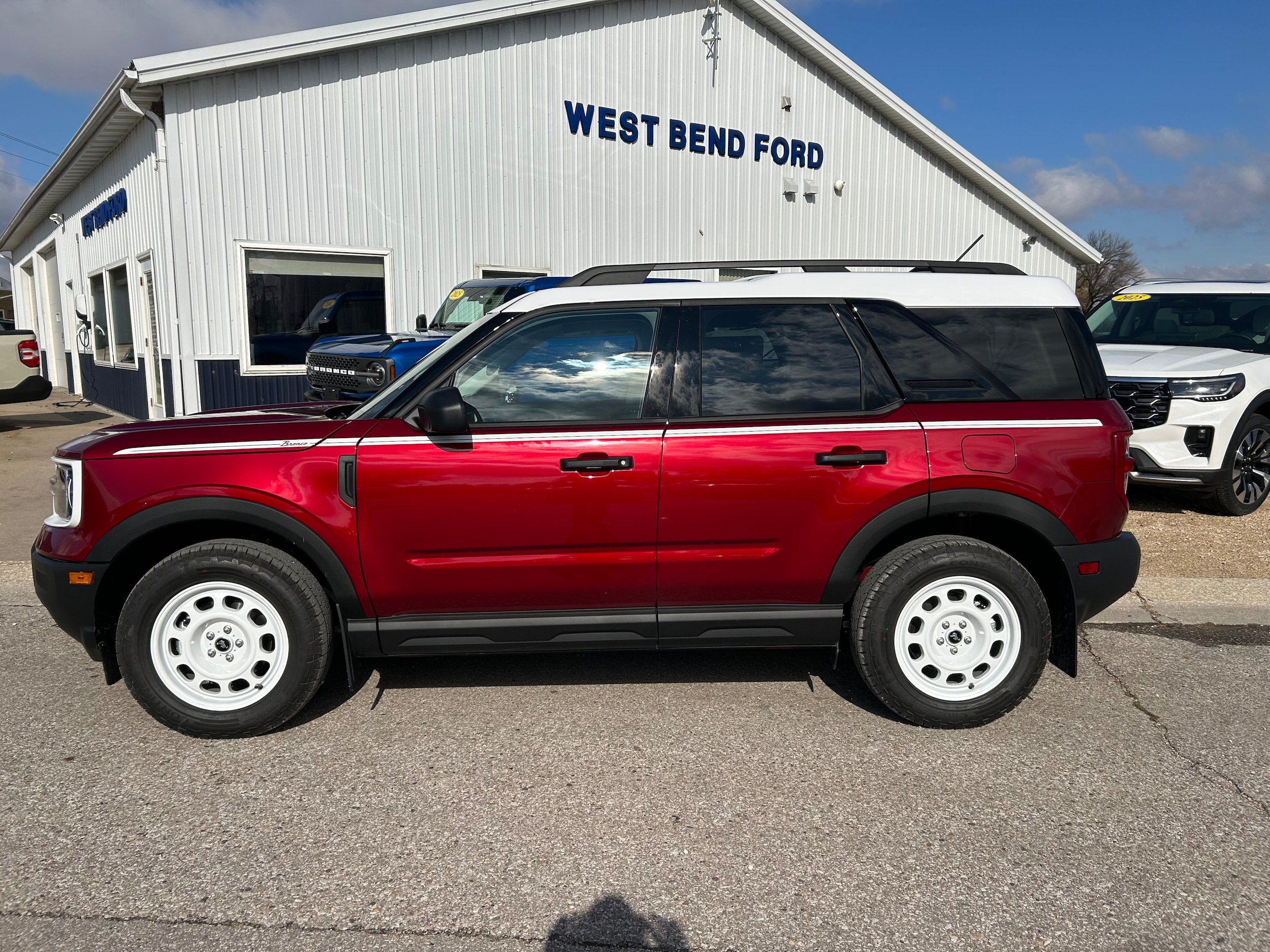 2025 Ford Bronco Sport Heritage's photo