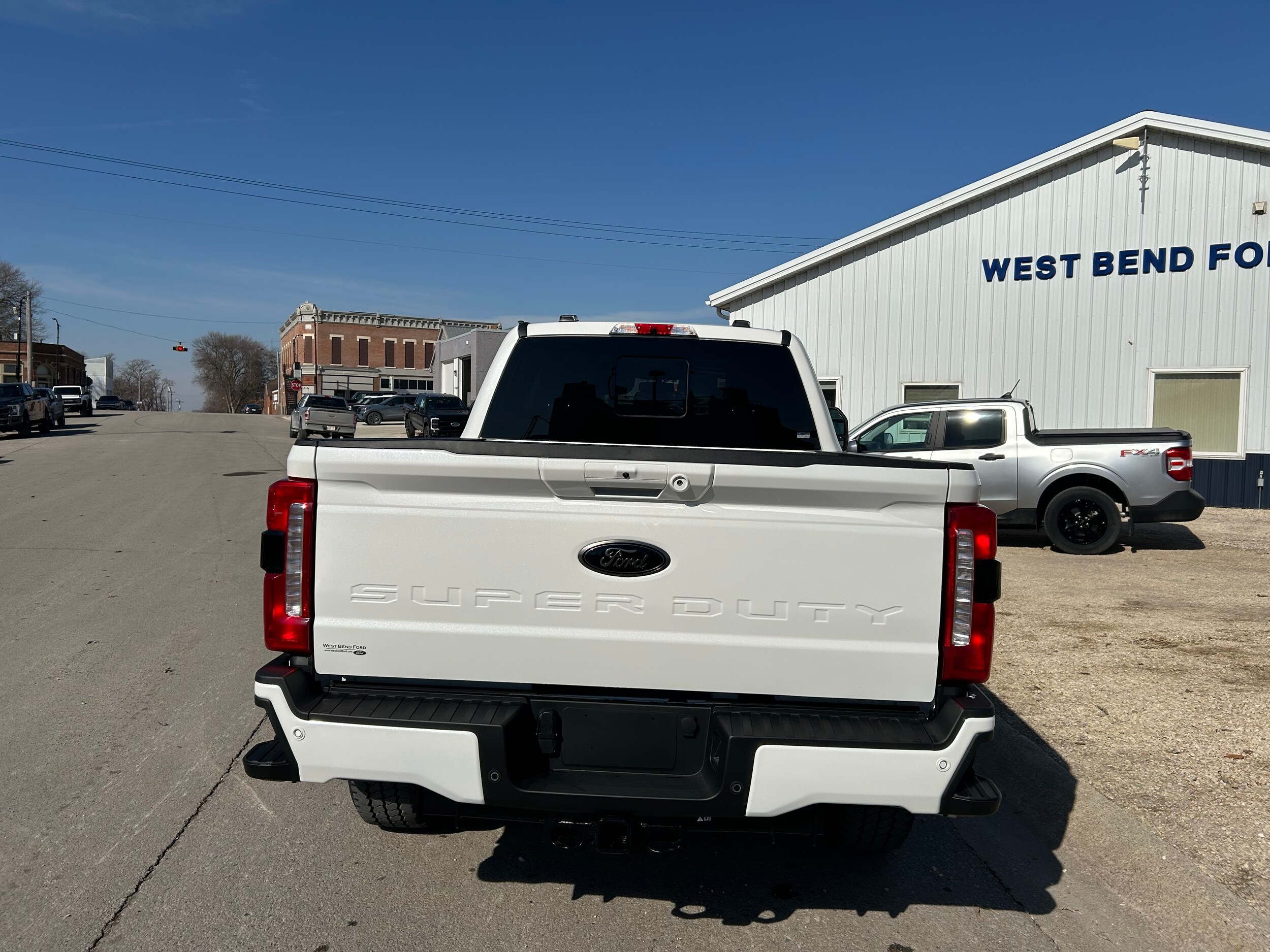 2025 Ford F-250 Lariat photo 3