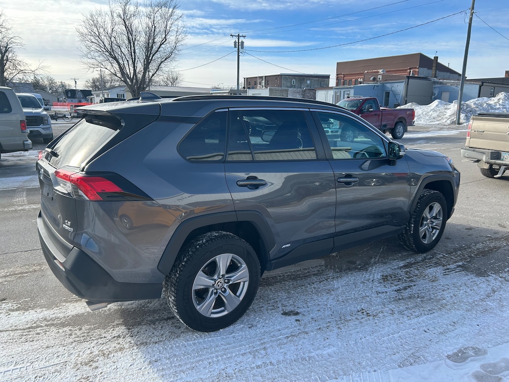 Used 2022 Toyota RAV4 Hybrid LE Hybrid LE AWD