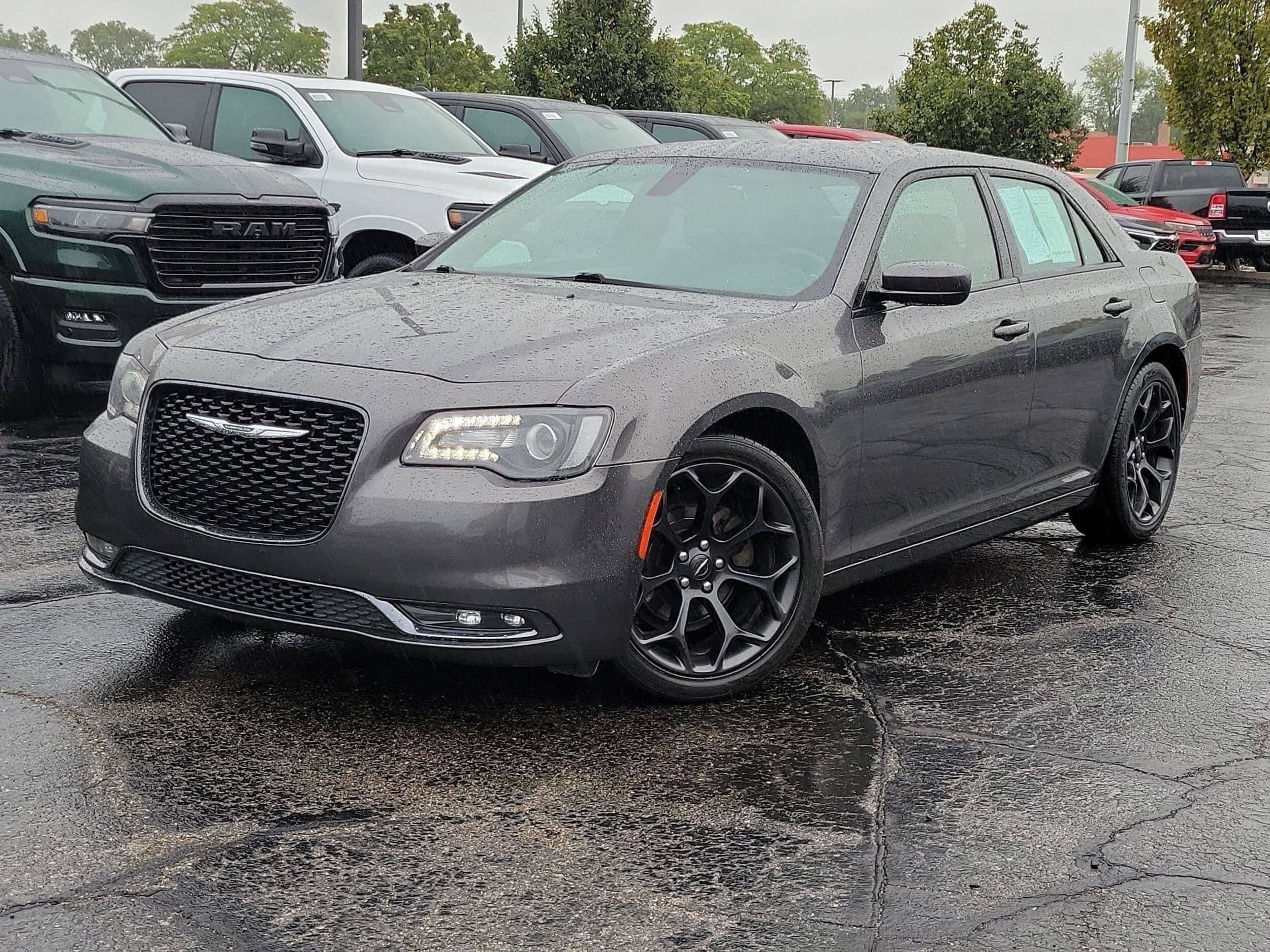  2019 Chrysler 300 S RWD   