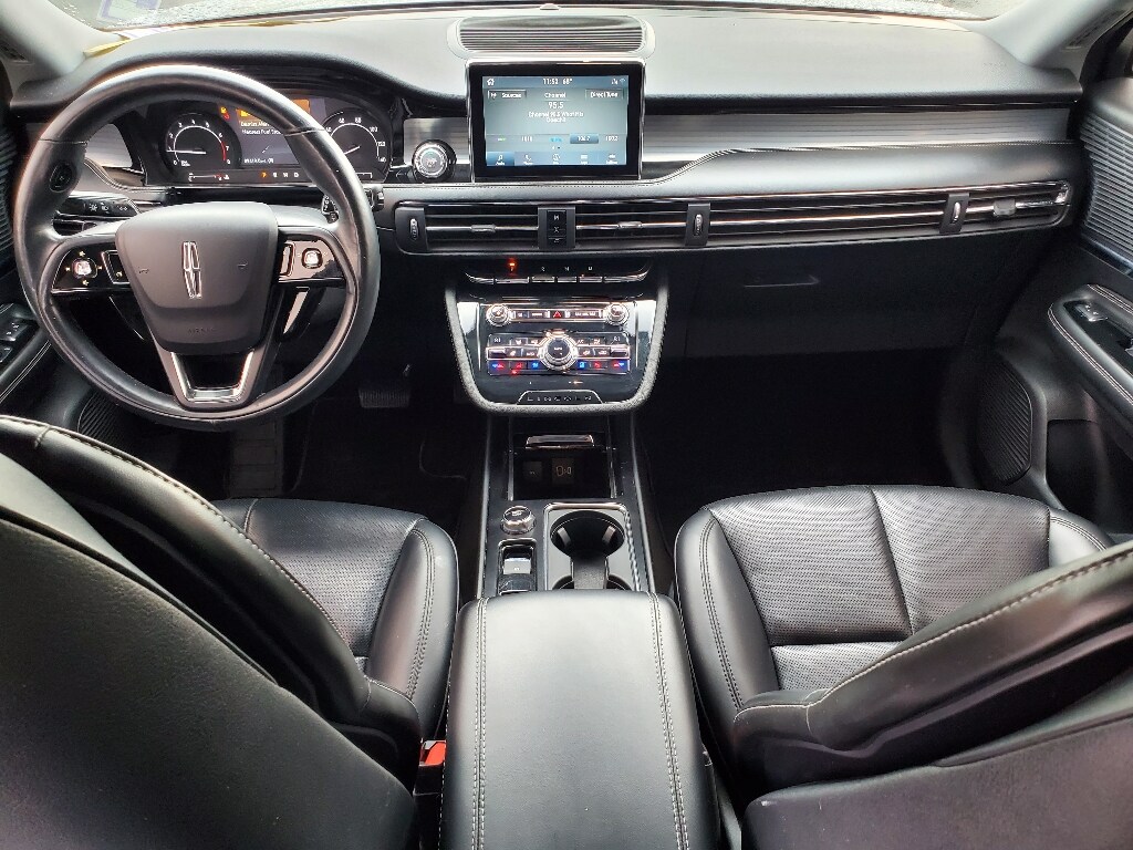 2020 Lincoln Corsair Standard photo 4