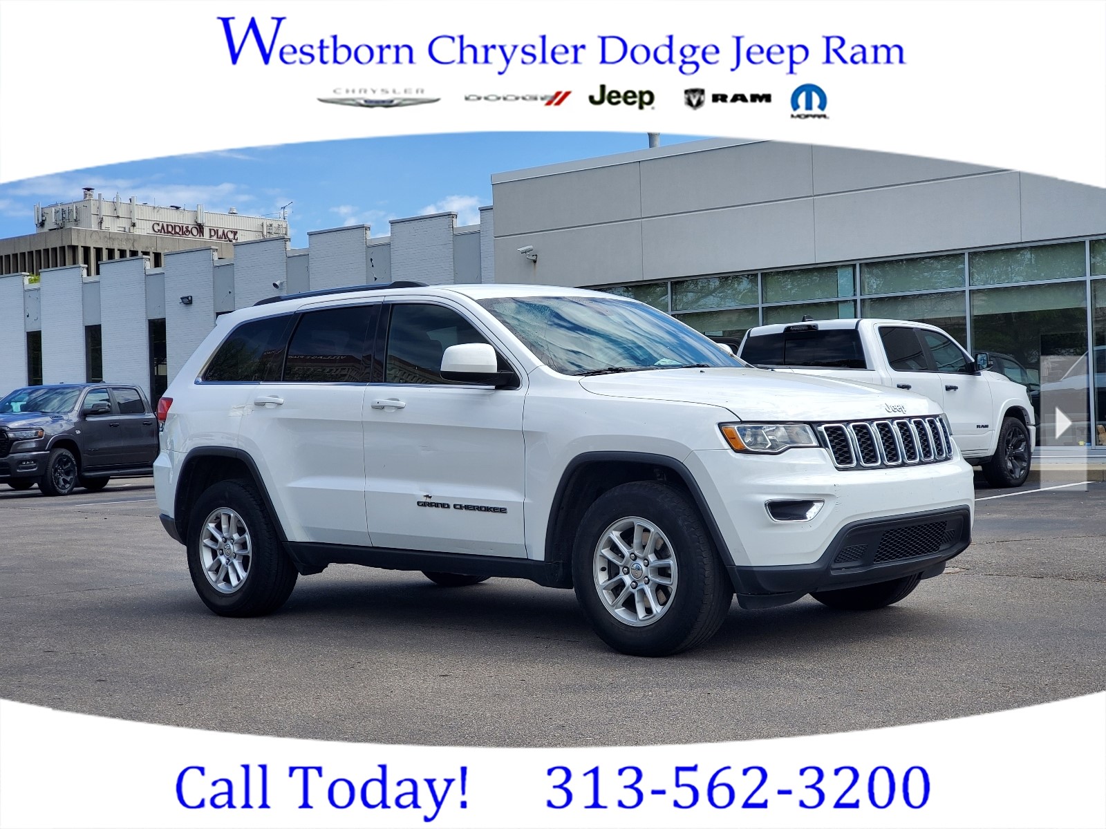 2019 Jeep Grand Cherokee Laredo E 4WD's photo