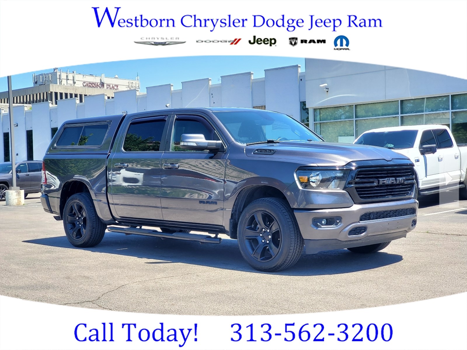 2020 RAM 1500 Big Horn/Lone Star 4x4 Crew Cab 5'7's photo