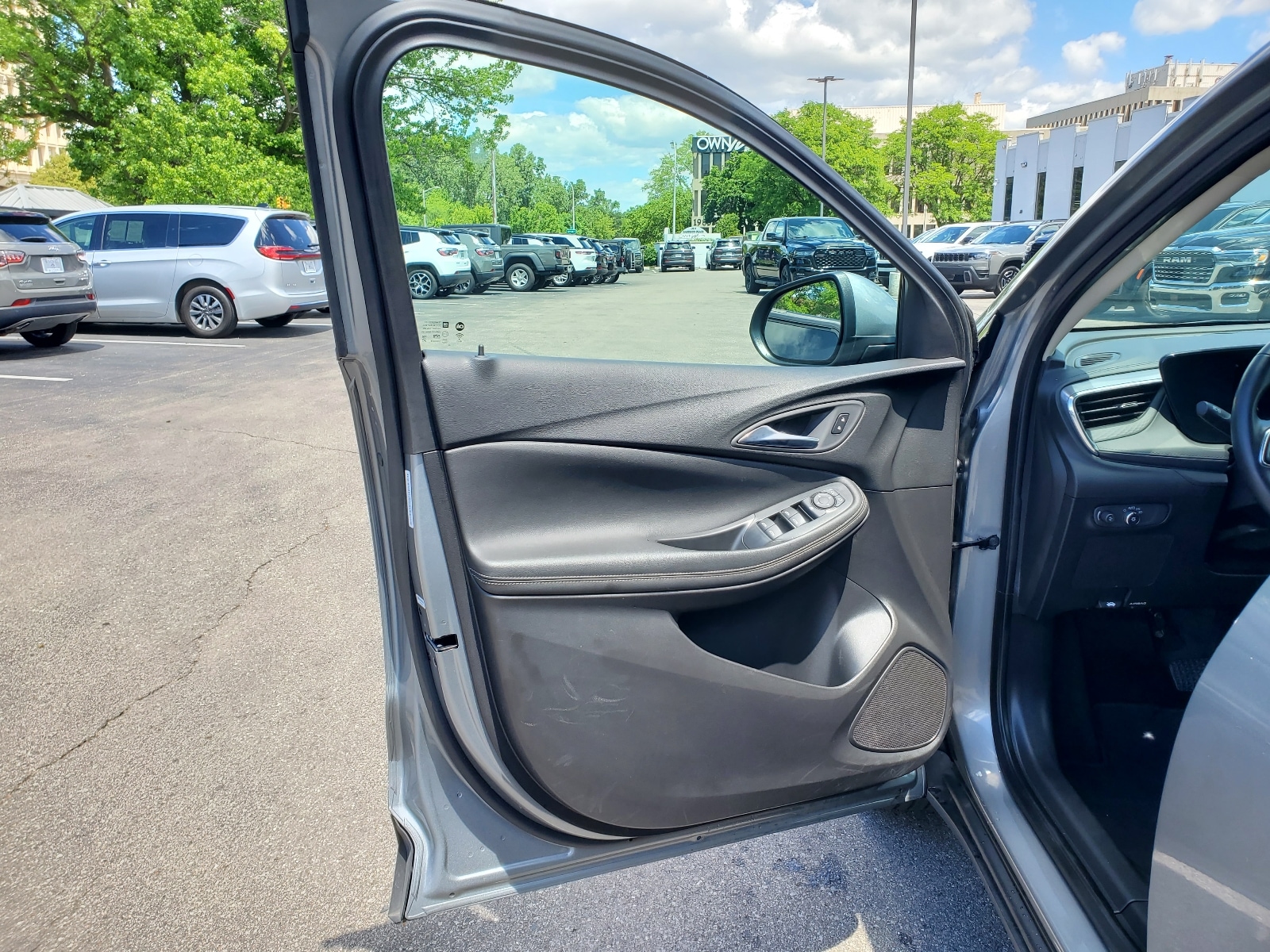 2025 Buick Encore GX Preferred - Photo 8
