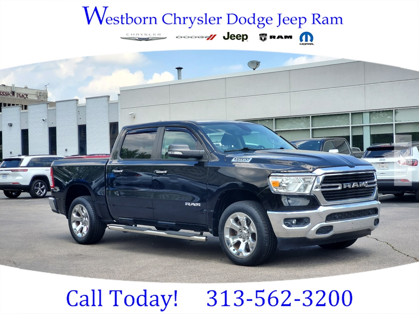 2019 RAM 1500 Big Horn/Lone Star 4x4 Crew Cab 5'7's photo