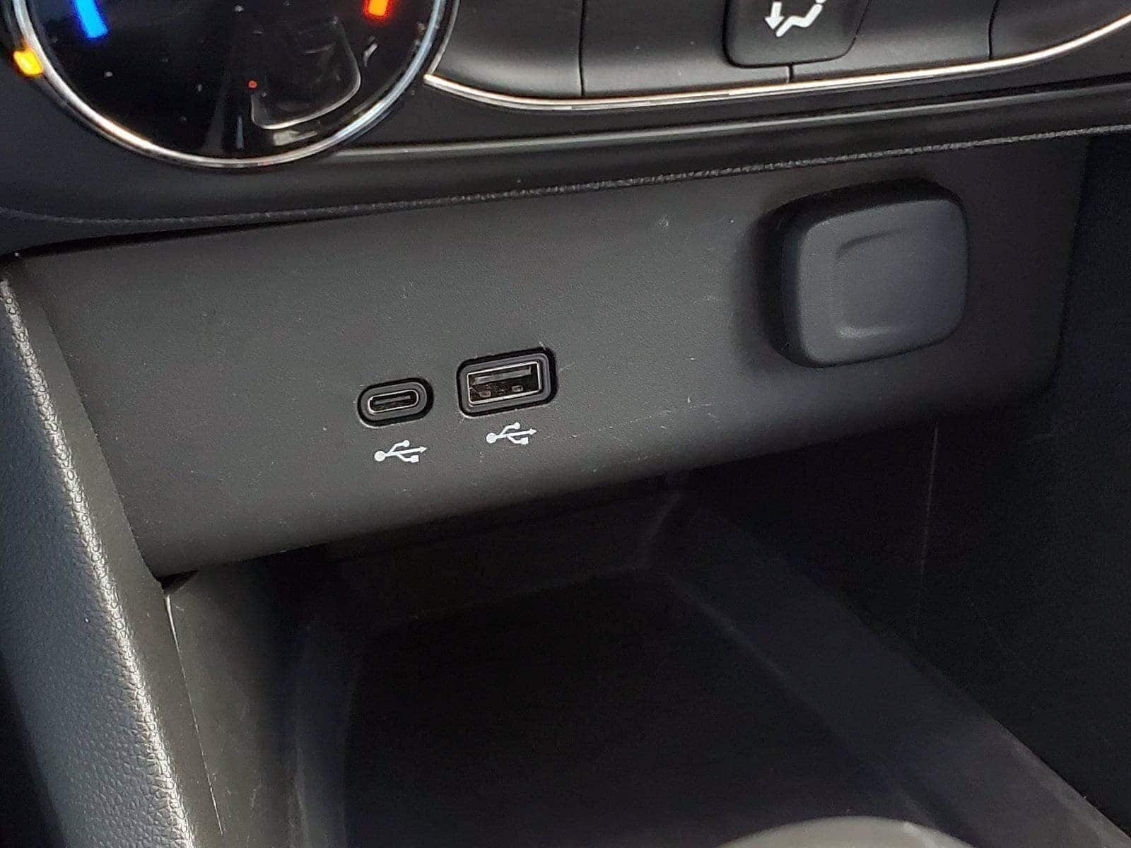 2025 Buick Encore GX Preferred - Photo 22