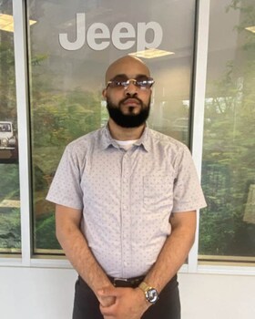 Staff member Demetrius Cartwright from bafa276eb095