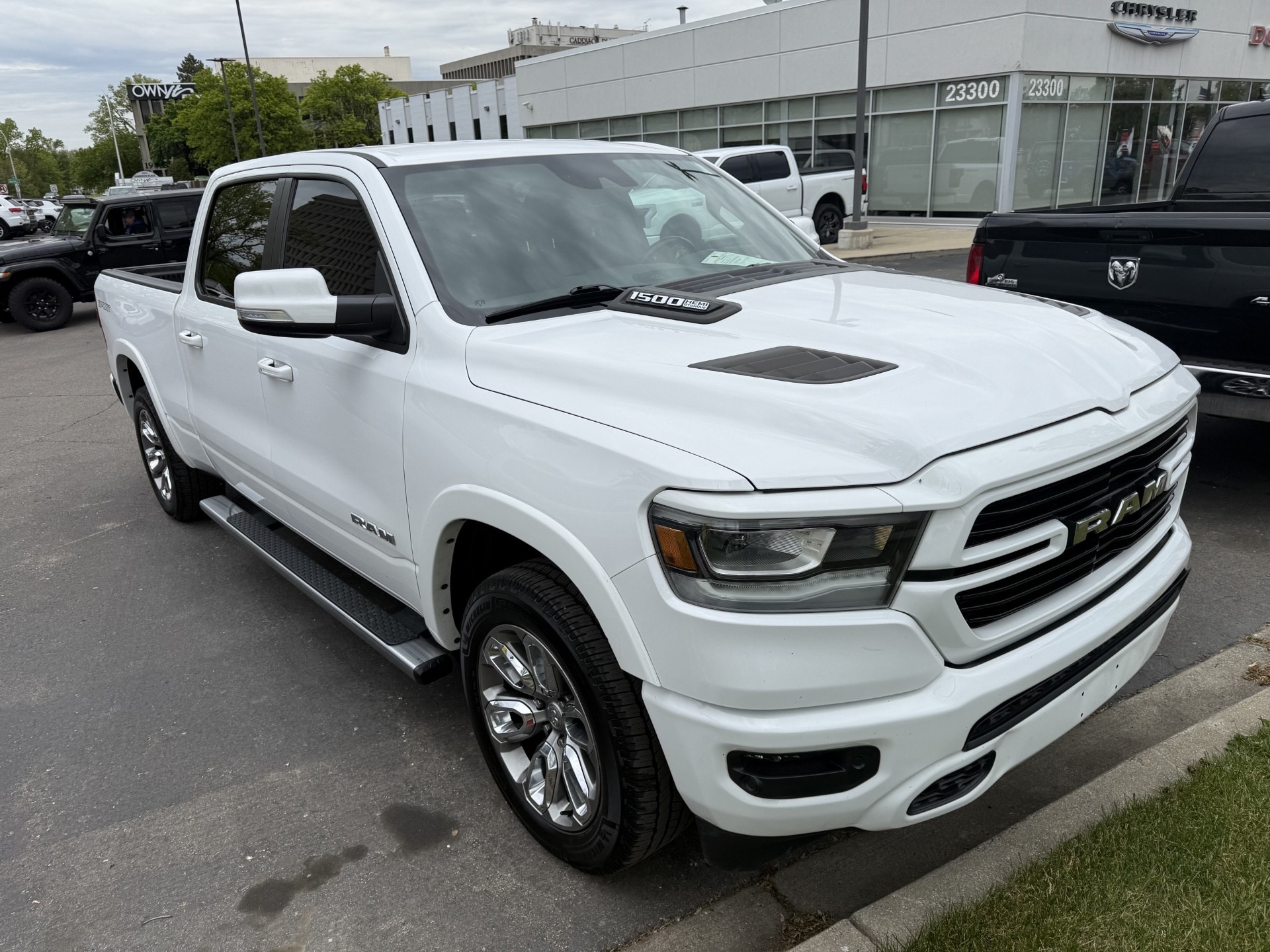 2022 RAM 1500 Laramie 4x4 Crew Cab 6'4's photo