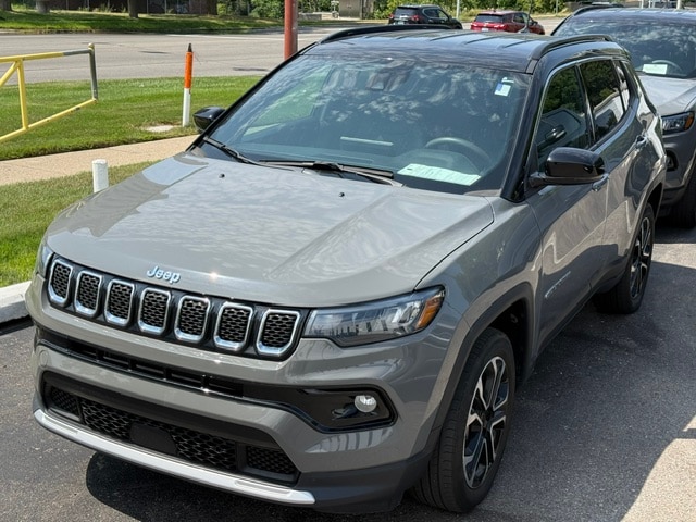 2024 Jeep Compass Limited - Photo 4