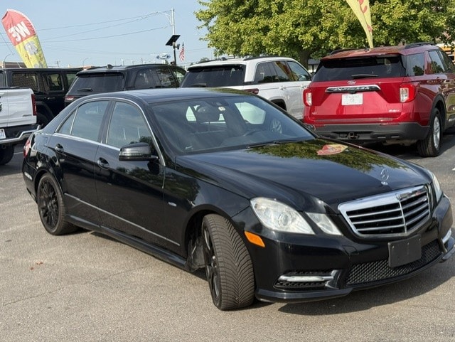 Used 2012 Mercedes-Benz E-Class E350 Luxury with VIN WDDHF8JB0CA636969 for sale in Dearborn, MI