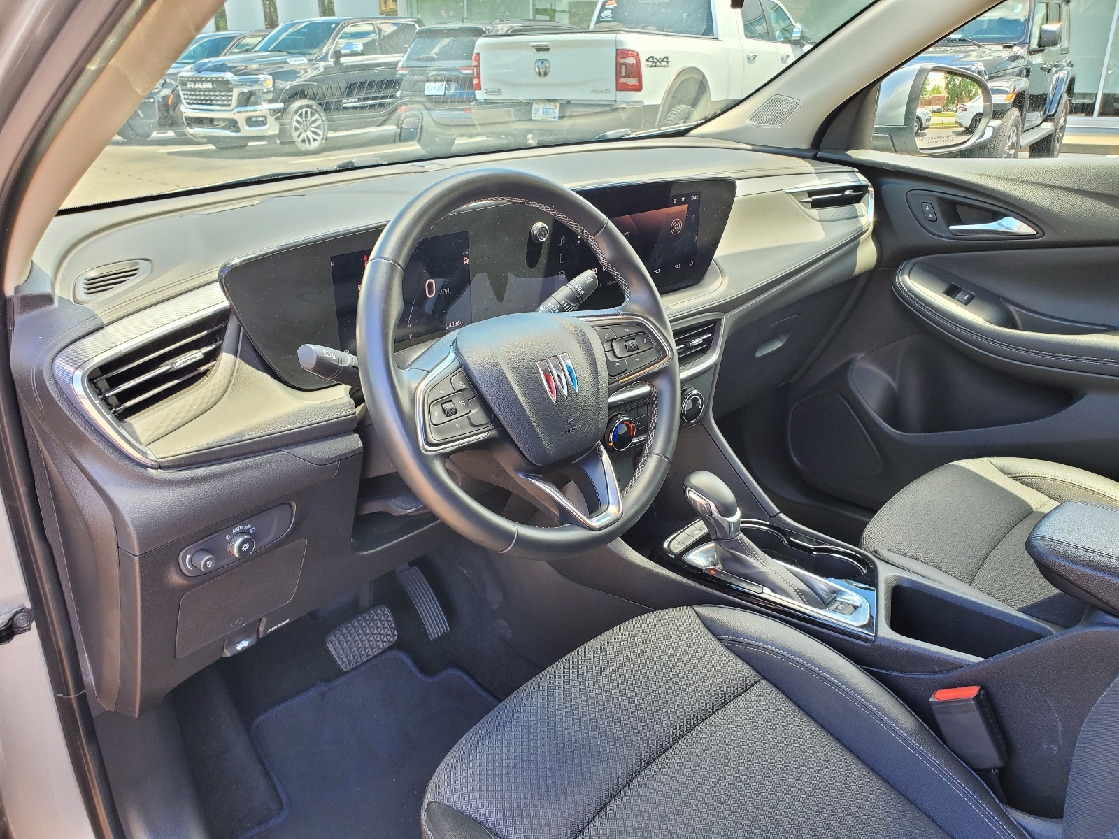 2025 Buick Encore GX Preferred - Photo 10
