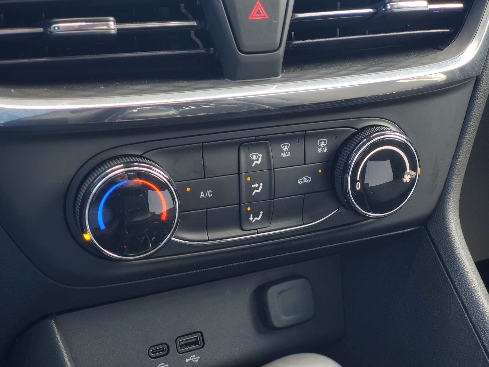 2025 Buick Encore GX Preferred - Photo 20