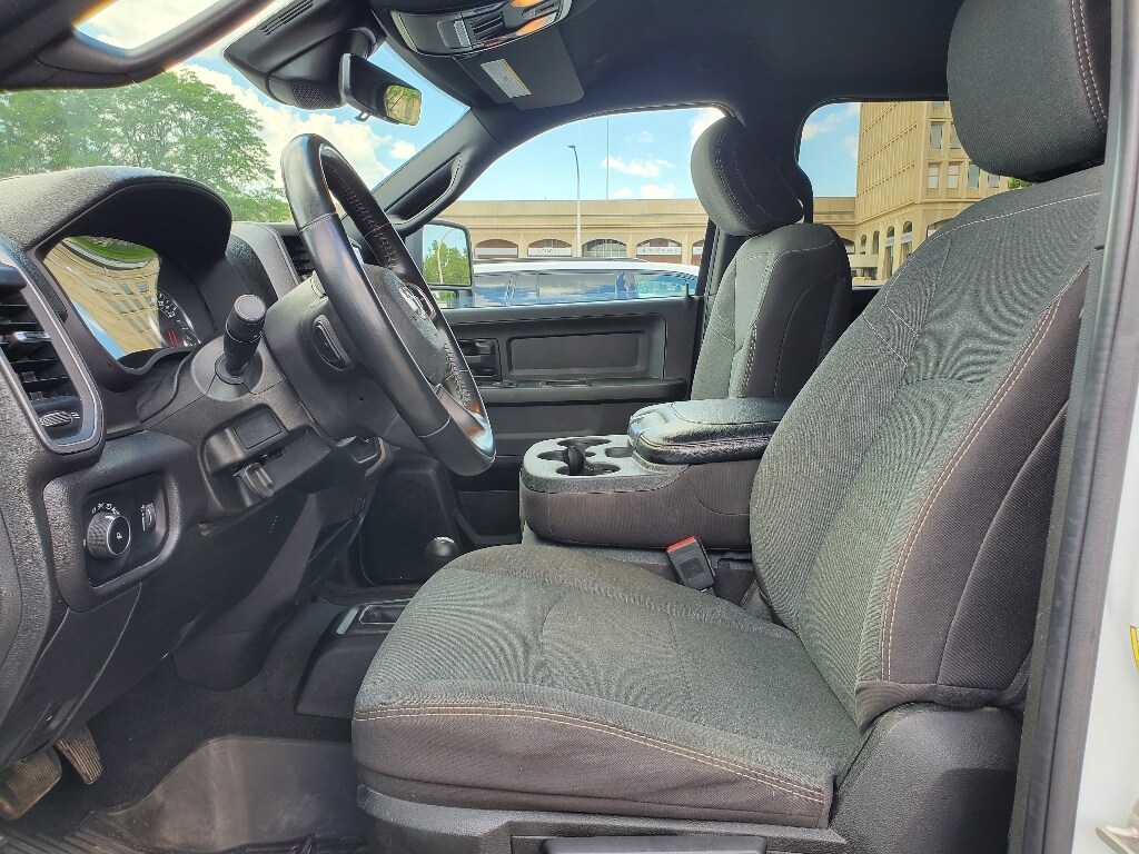 2024 Ram 2500 Tradesman photo 4