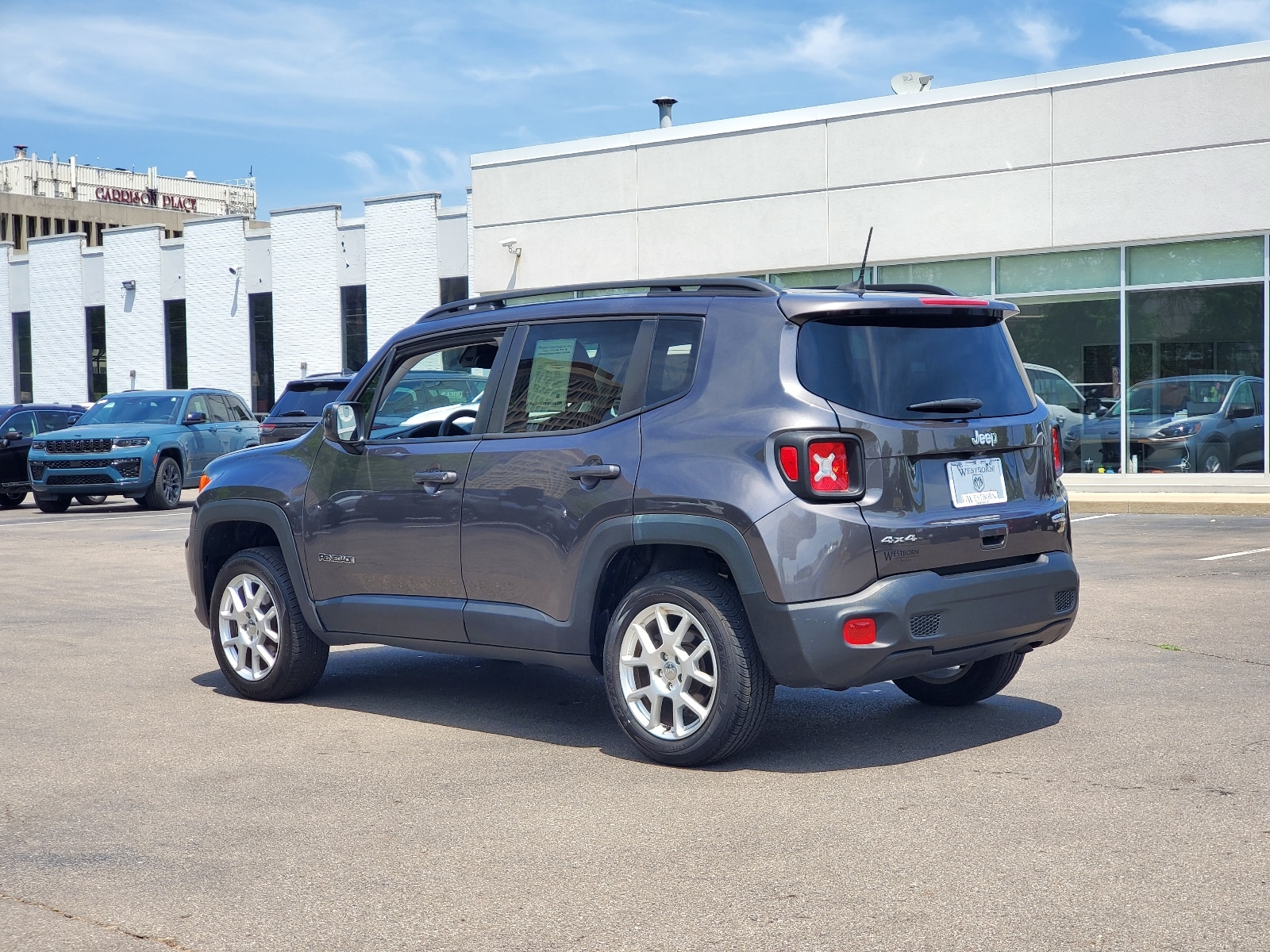 Used 2020 Jeep Renegade Latitude with VIN ZACNJBBB3LPL39487 for sale in Dearborn, MI