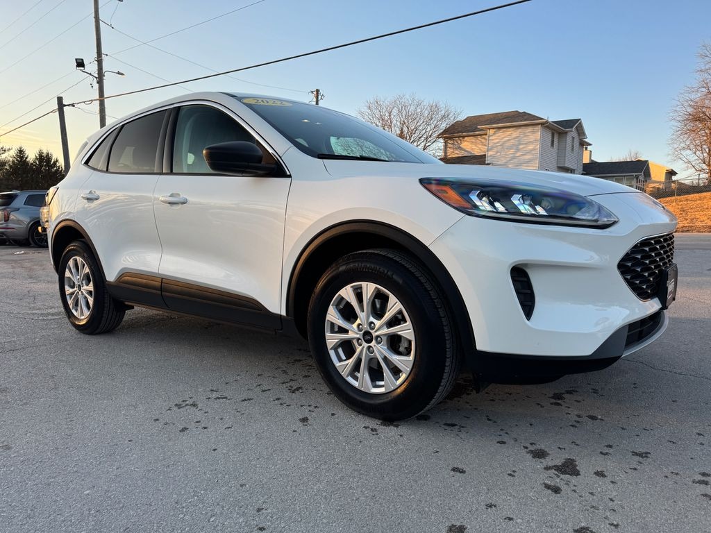 Used 2022 Ford Escape SE SUV