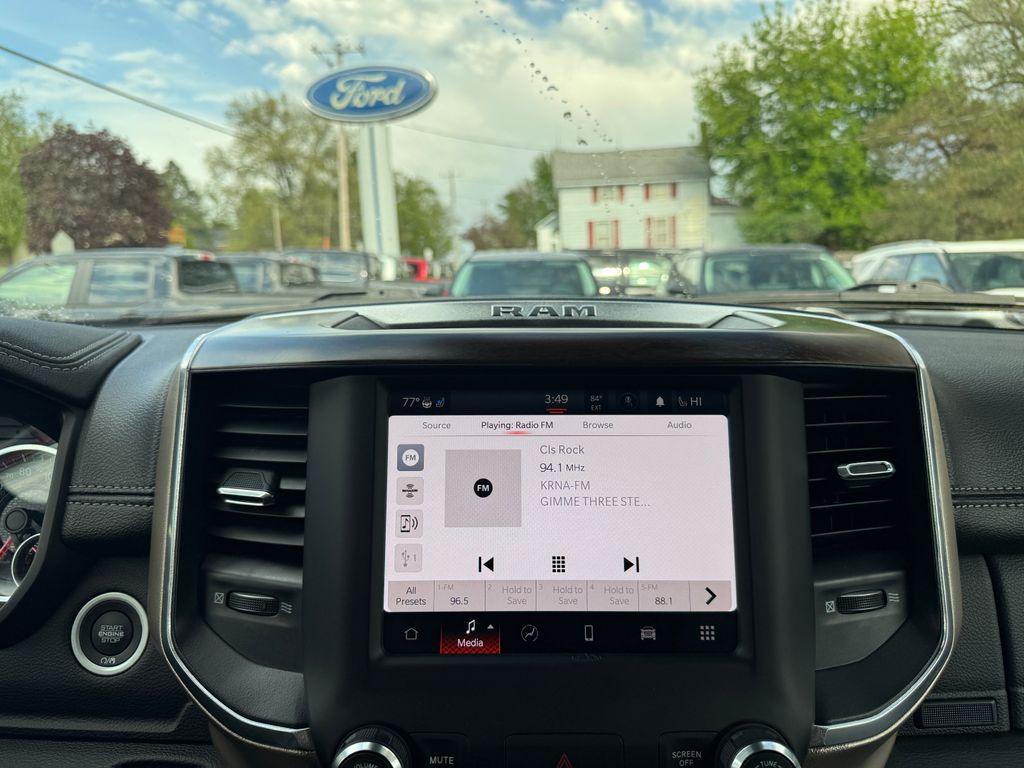 2022 RAM Ram 1500 Pickup Laramie - Photo 26