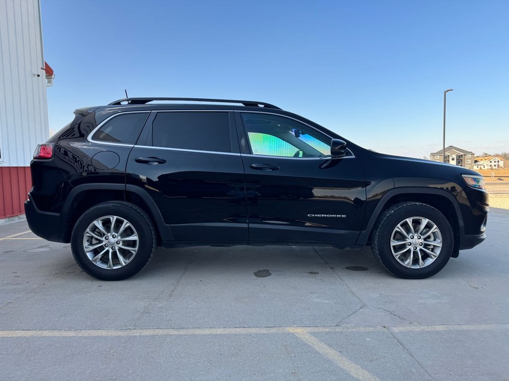 Used 2022 Jeep Cherokee Latitude Lux SUV