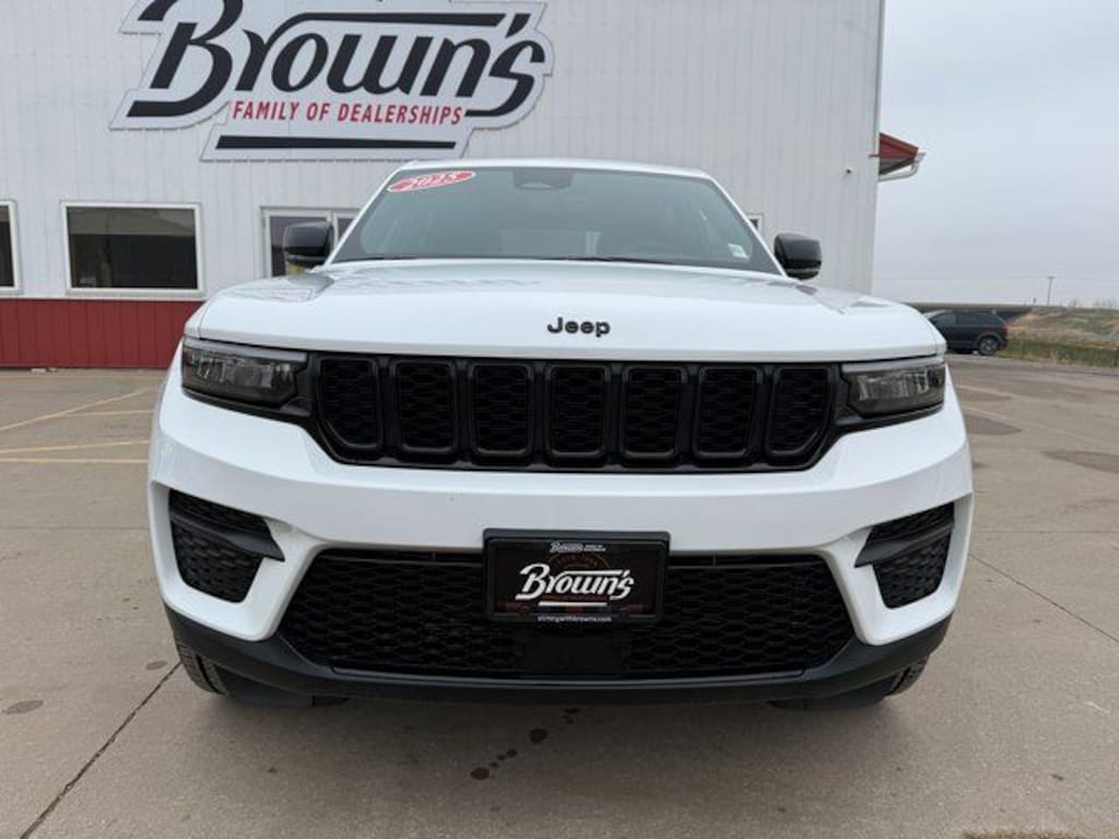 New 2025 Jeep Grand Cherokee ALTITUDE X 4X4 Sport Utility