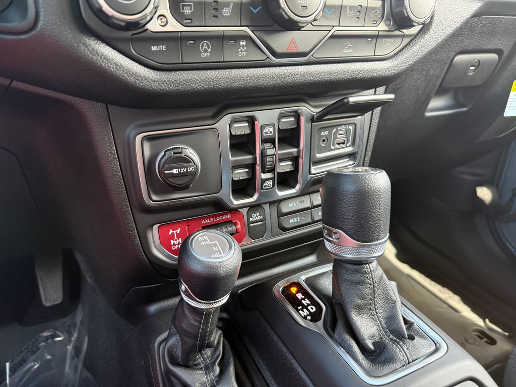 2026 Jeep Wrangler 4-Door Willys - Photo 27