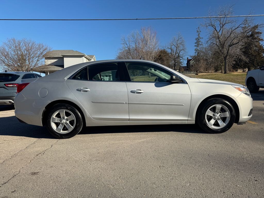 Used 2013 Chevrolet Malibu LS Sedan