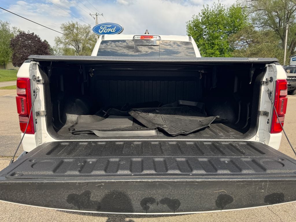 2022 RAM Ram 1500 Pickup Laramie - Photo 9