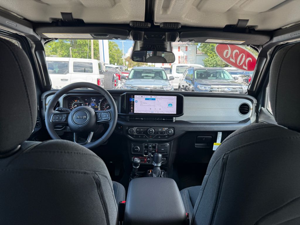 2026 Jeep Wrangler 4-Door Willys - Photo 20