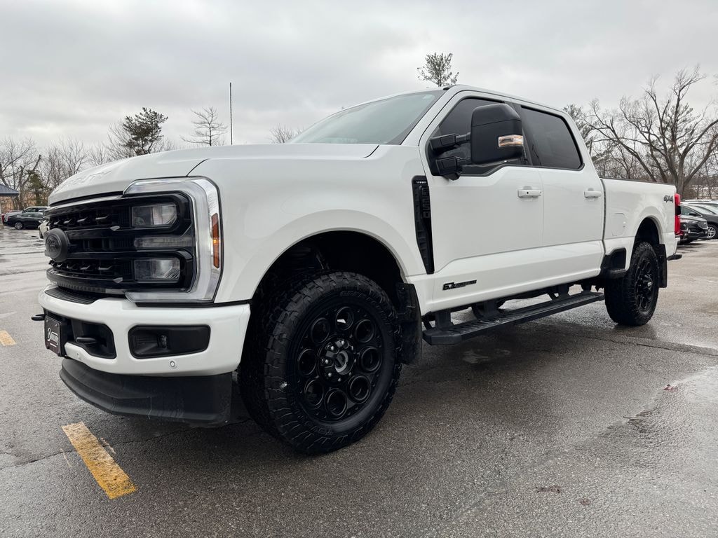 Used 2024 Ford F-250SD Lariat Truck
