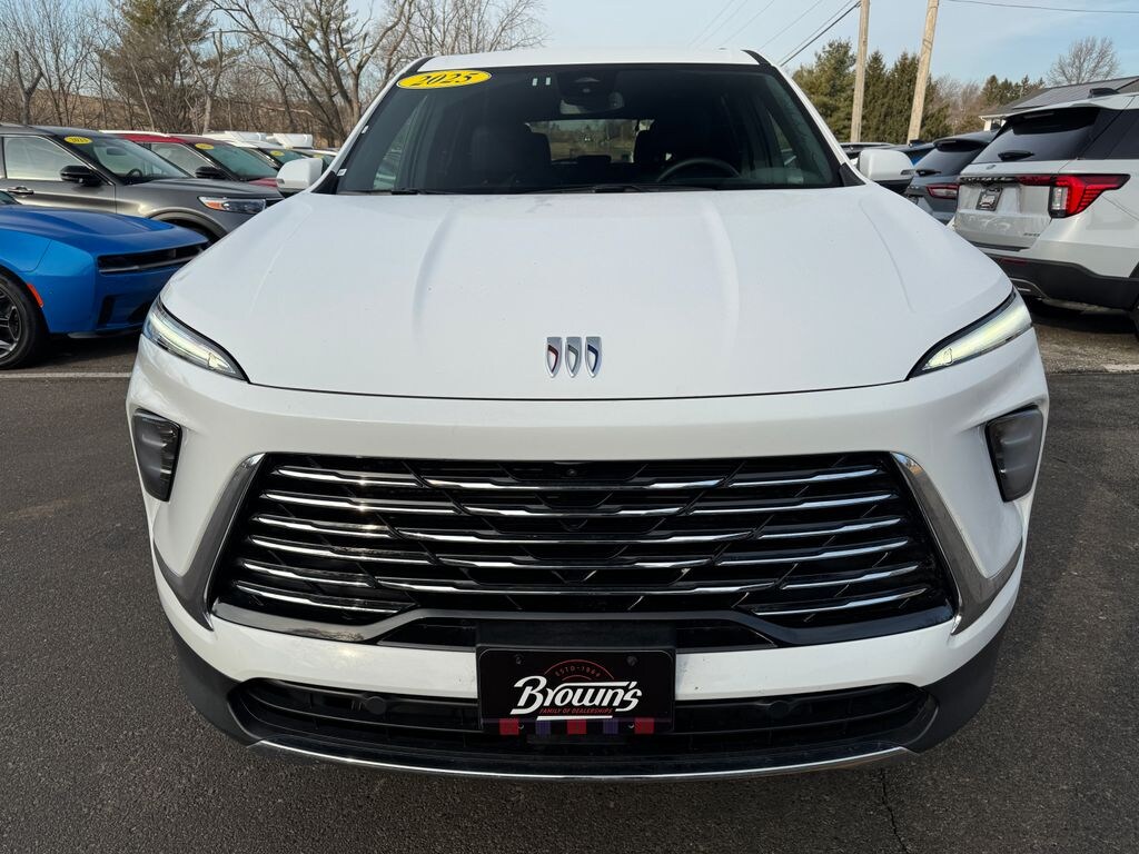 Used 2025 Buick Enclave Preferred SUV