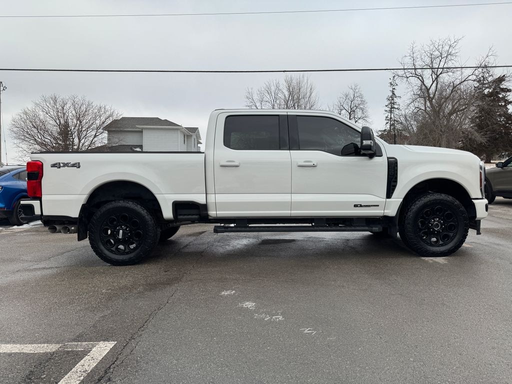 Used 2024 Ford F-250SD Lariat Truck