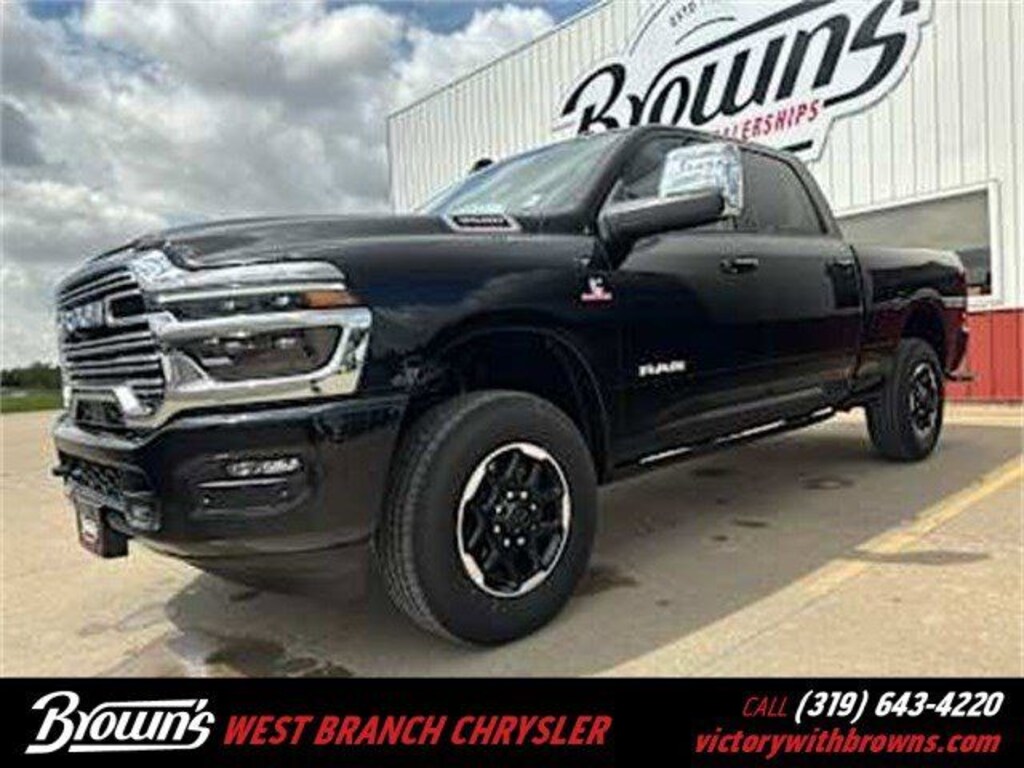 New 2025 Ram 3500 LARAMIE CREW CAB 4X4 6'4 BOX Pickup