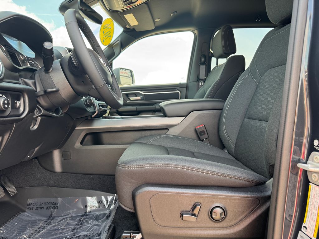 2026 RAM 1500 Big Horn/Lone Star - Photo 18