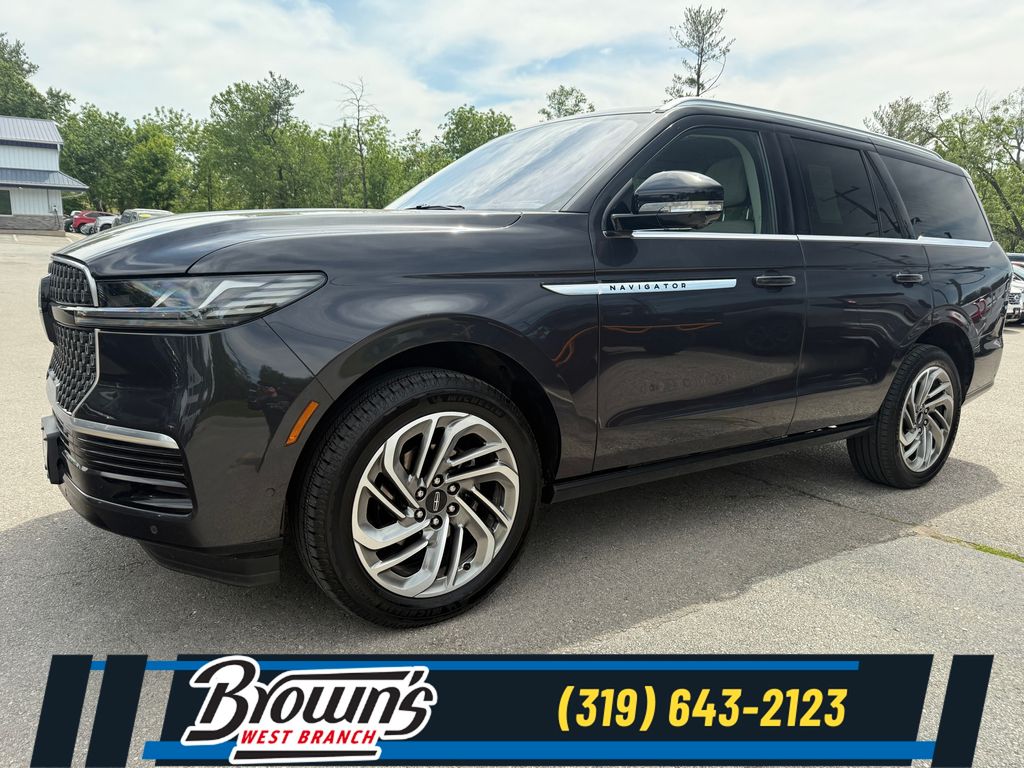 2025 Lincoln Navigator Reserve 4WD's photo