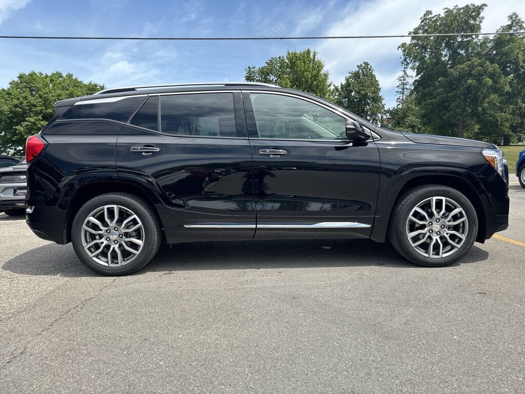 Used 2024 GMC Terrain Denali SUV