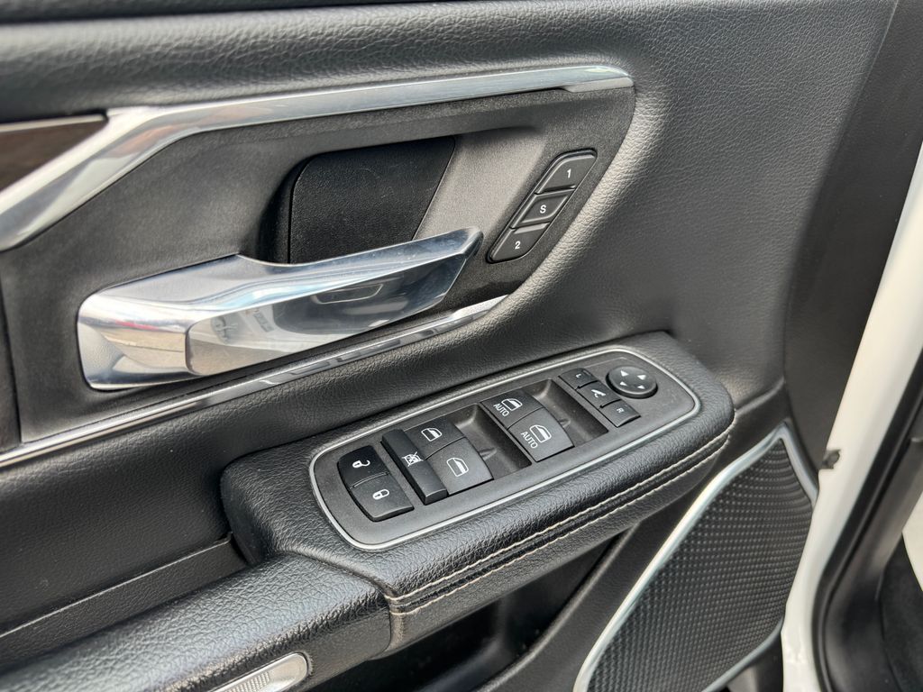 2022 RAM Ram 1500 Pickup Laramie - Photo 15