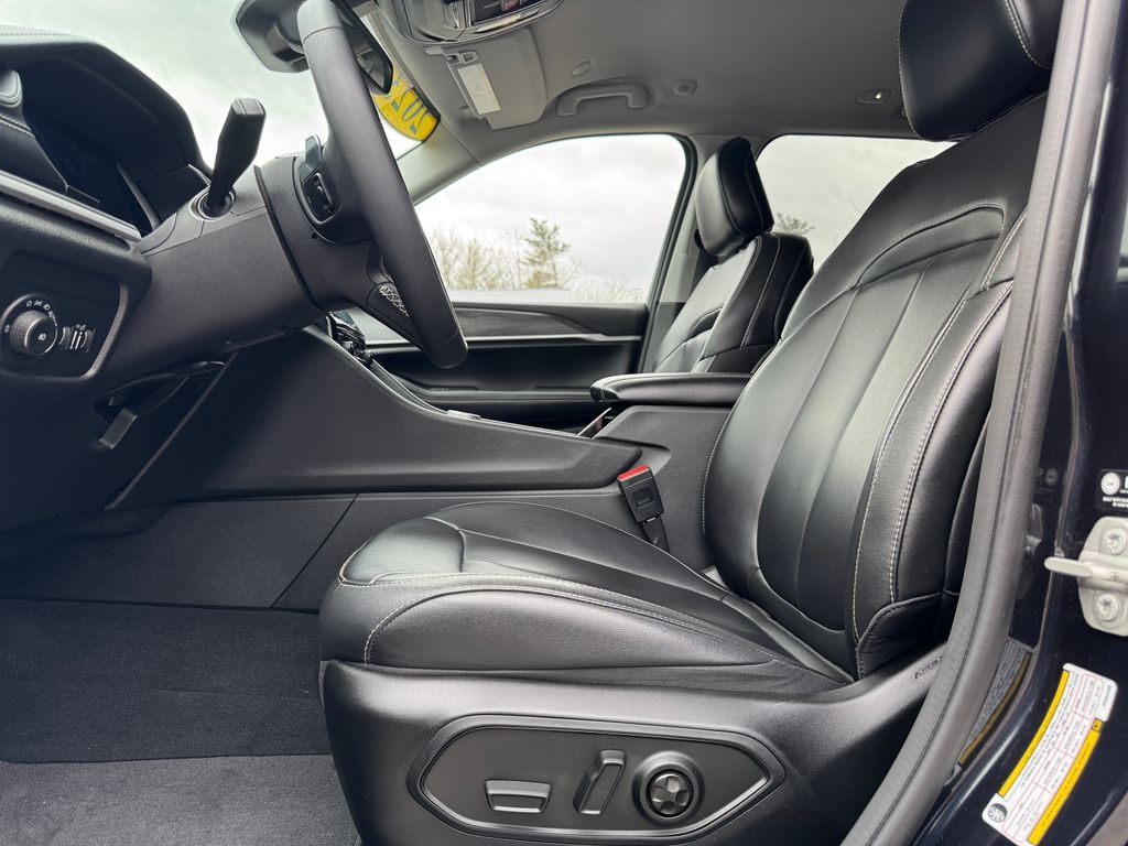 Used 2023 Jeep Grand Cherokee Limited SUV