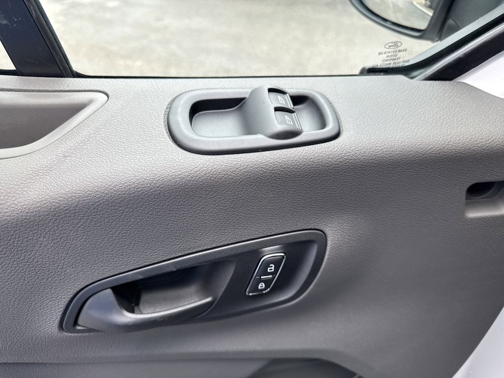 2025 Ford Transit Van Base - Photo 13