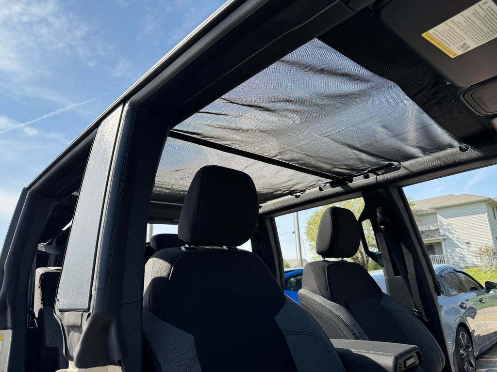 2025 Ford Bronco 4-Door Base - Photo 34