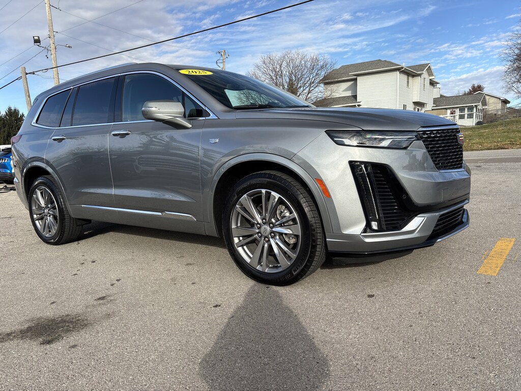 Used 2025 Cadillac XT6 AWD Premium Luxury AWD Premium Luxury