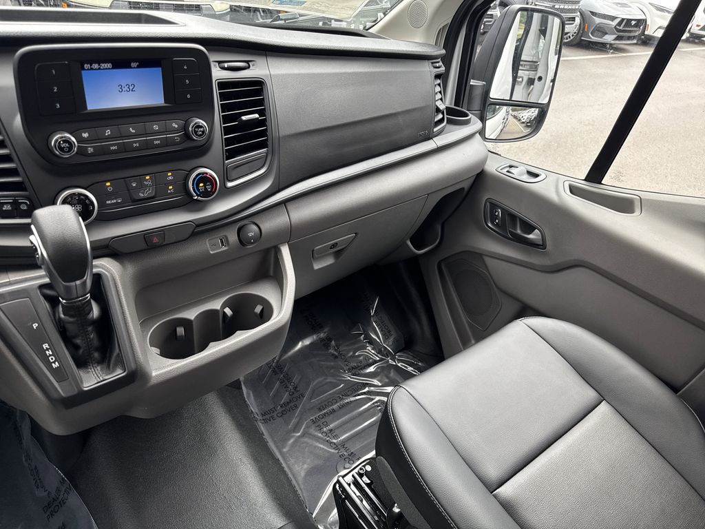 2025 Ford Transit Van Base - Photo 20