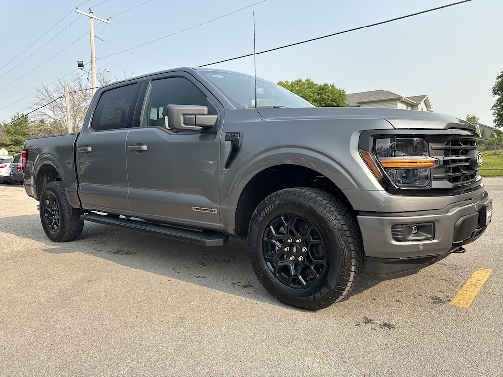 New 2025 Ford F-150 XLT XLT 4WD SuperCrew 5.5 Box