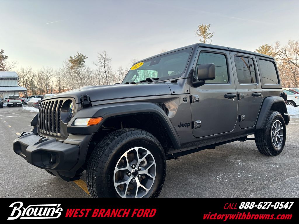 2024 Jeep Wrangler 4-Door Sport S's photo
