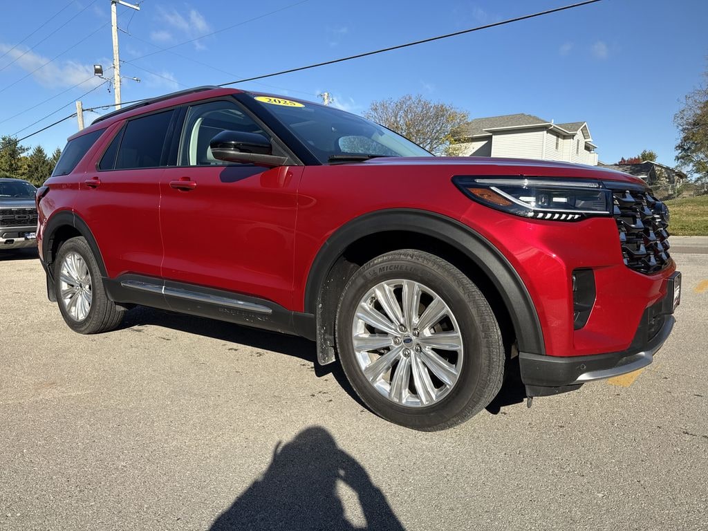 Used 2025 Ford Explorer Platinum SUV