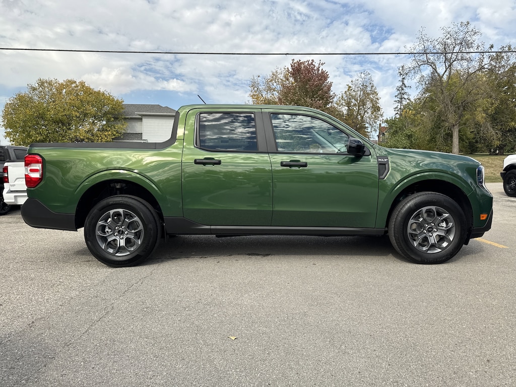New 2025 Ford Maverick XLT XLT AWD SuperCrew