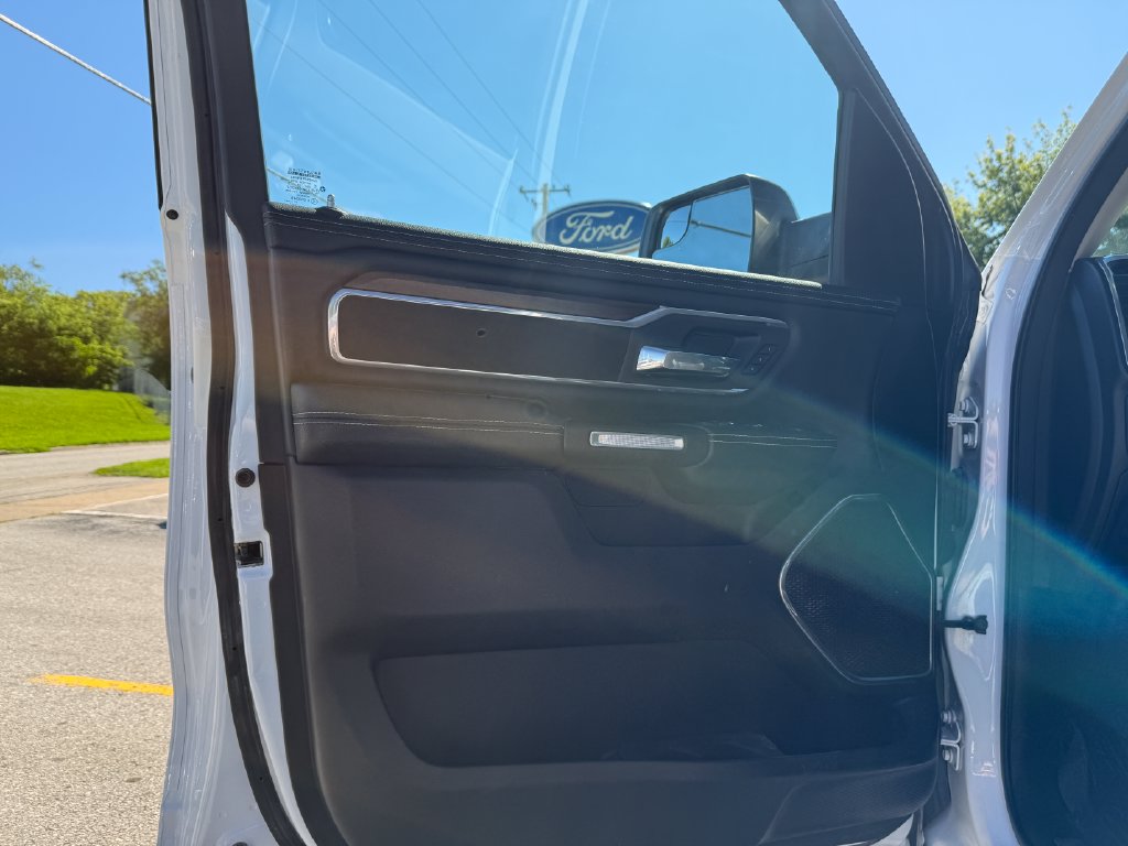 2022 RAM Ram 1500 Pickup Laramie - Photo 16