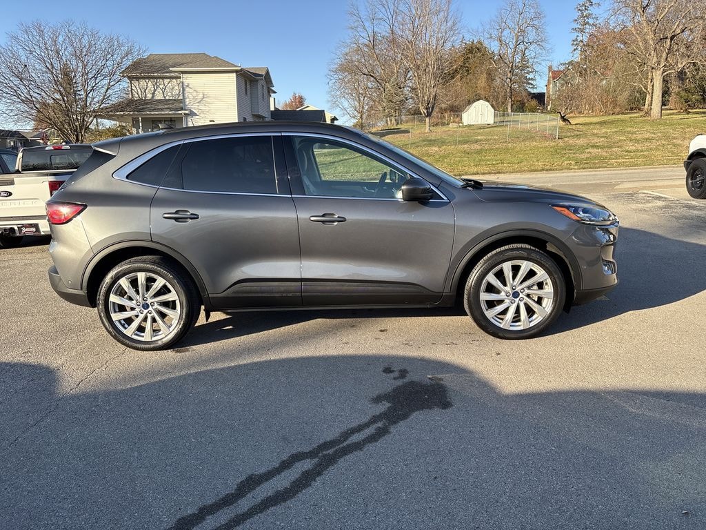 Used 2022 Ford Escape Titanium SUV