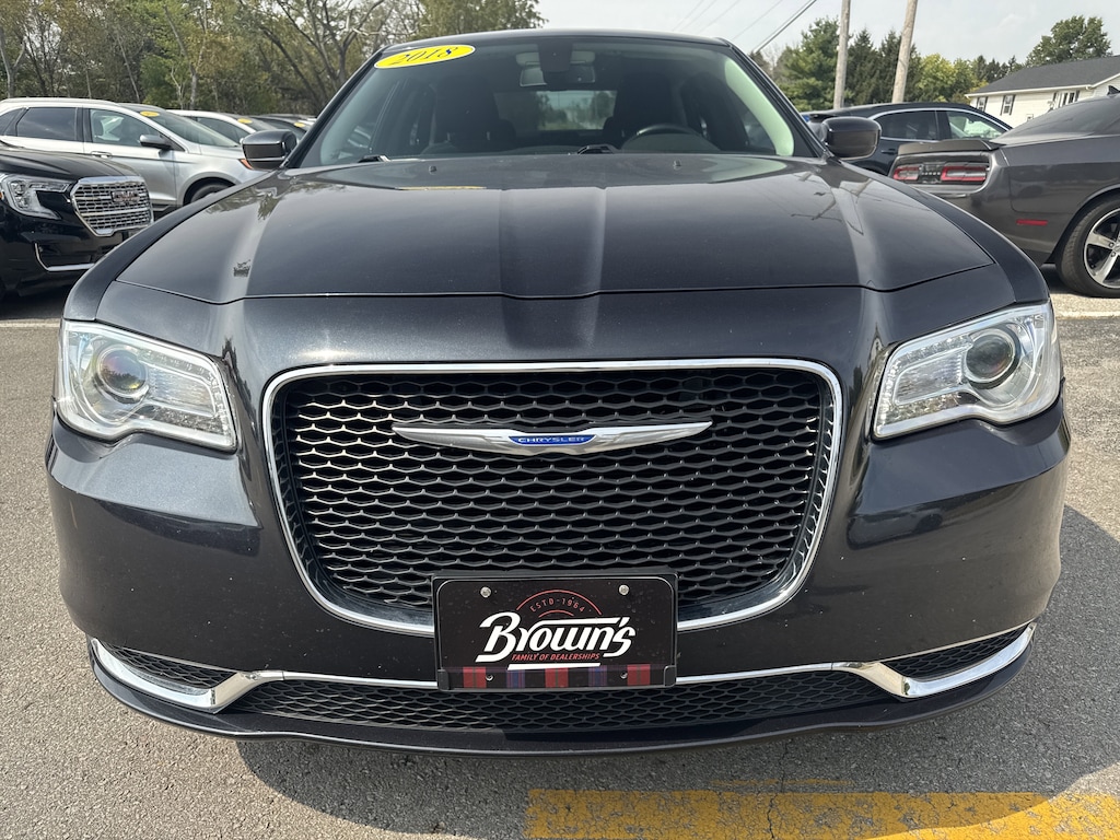 Used 2018 Chrysler 300 Touring Touring AWD