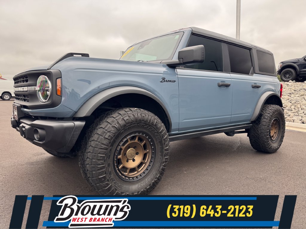 2023 Ford Bronco SUV 